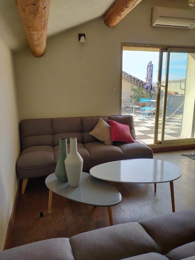 Purani Apartment Jonquieres  Exterior foto